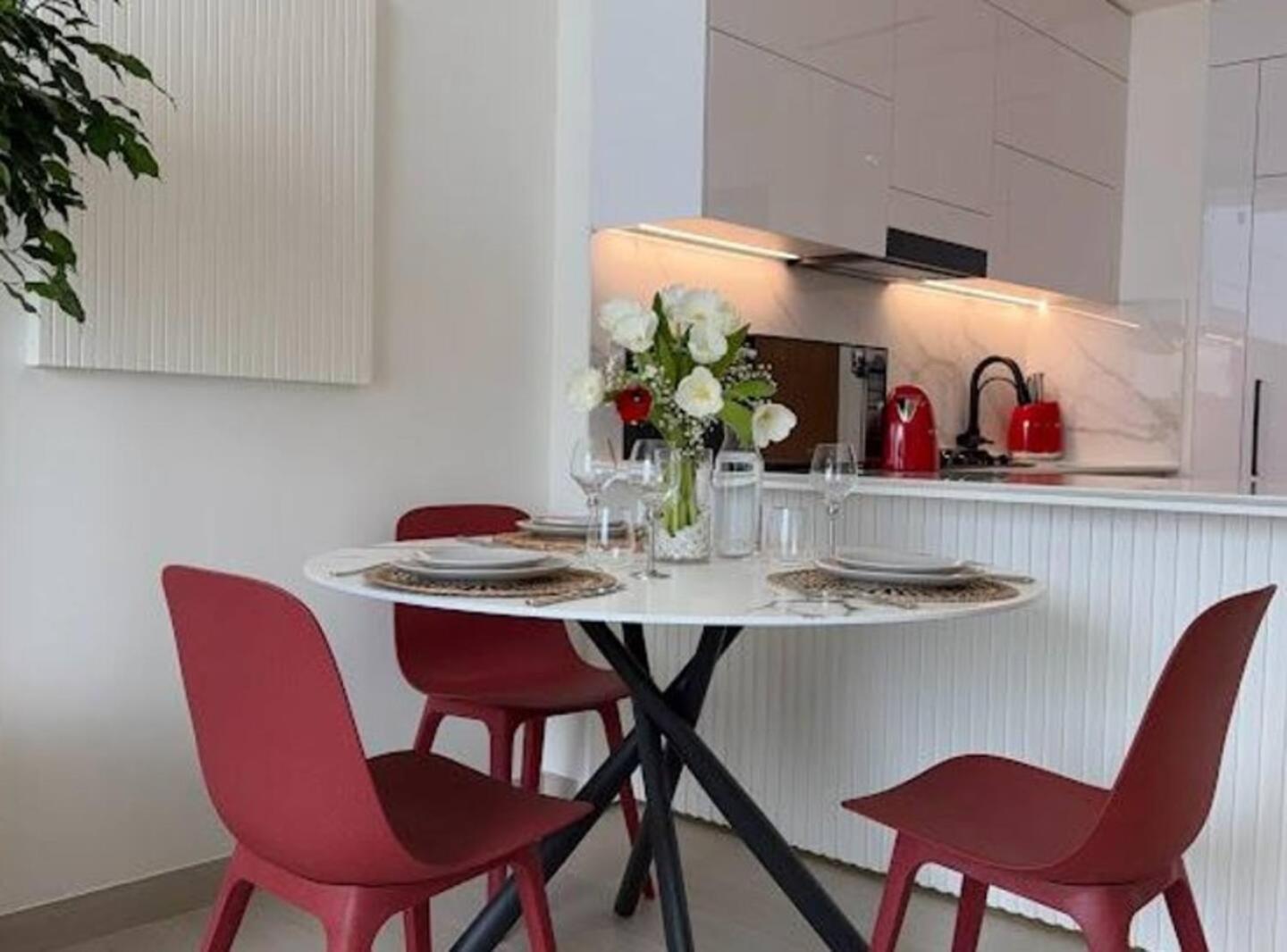 Modern & Smart 1br W Stylish Interiors In Jvc Appartement